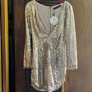 Size large white fox rose gold sequin dress
